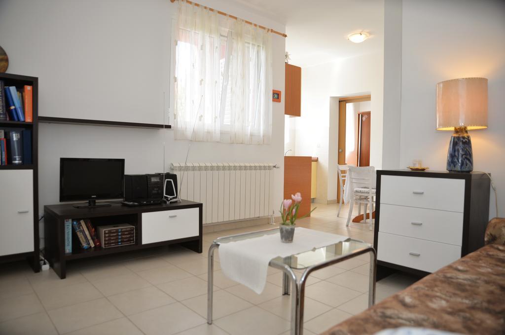 Apartments 5M Tisno Kamer foto