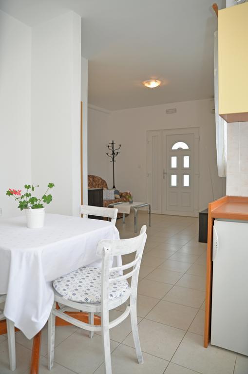 Apartments 5M Tisno Kamer foto